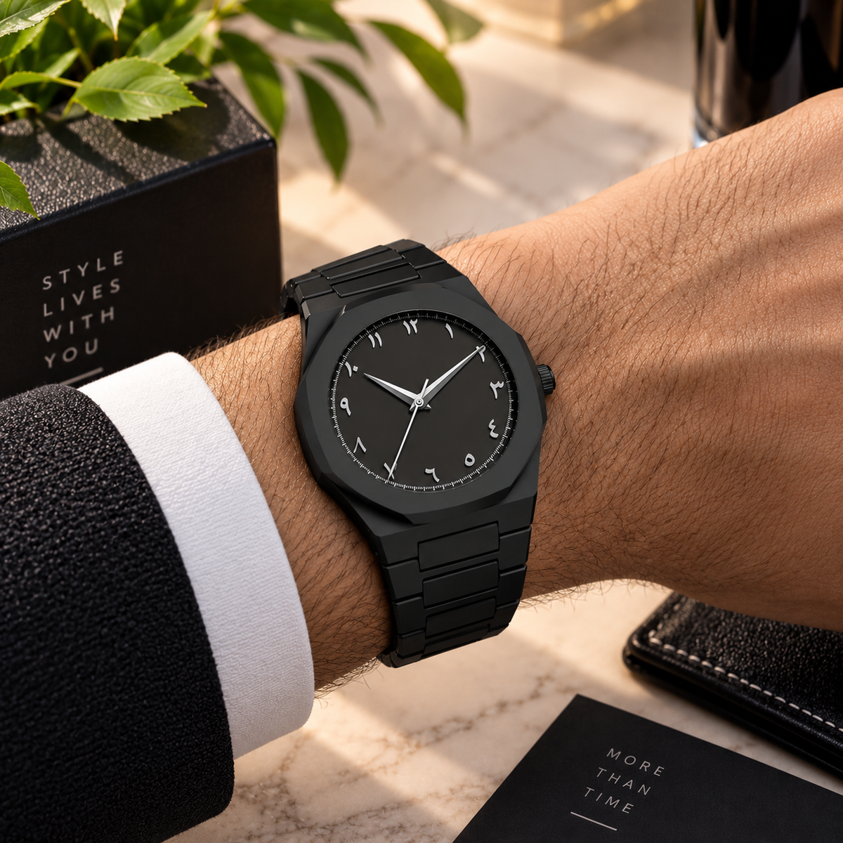 Men's Black Quartz Watch Lightweight Casual Wear